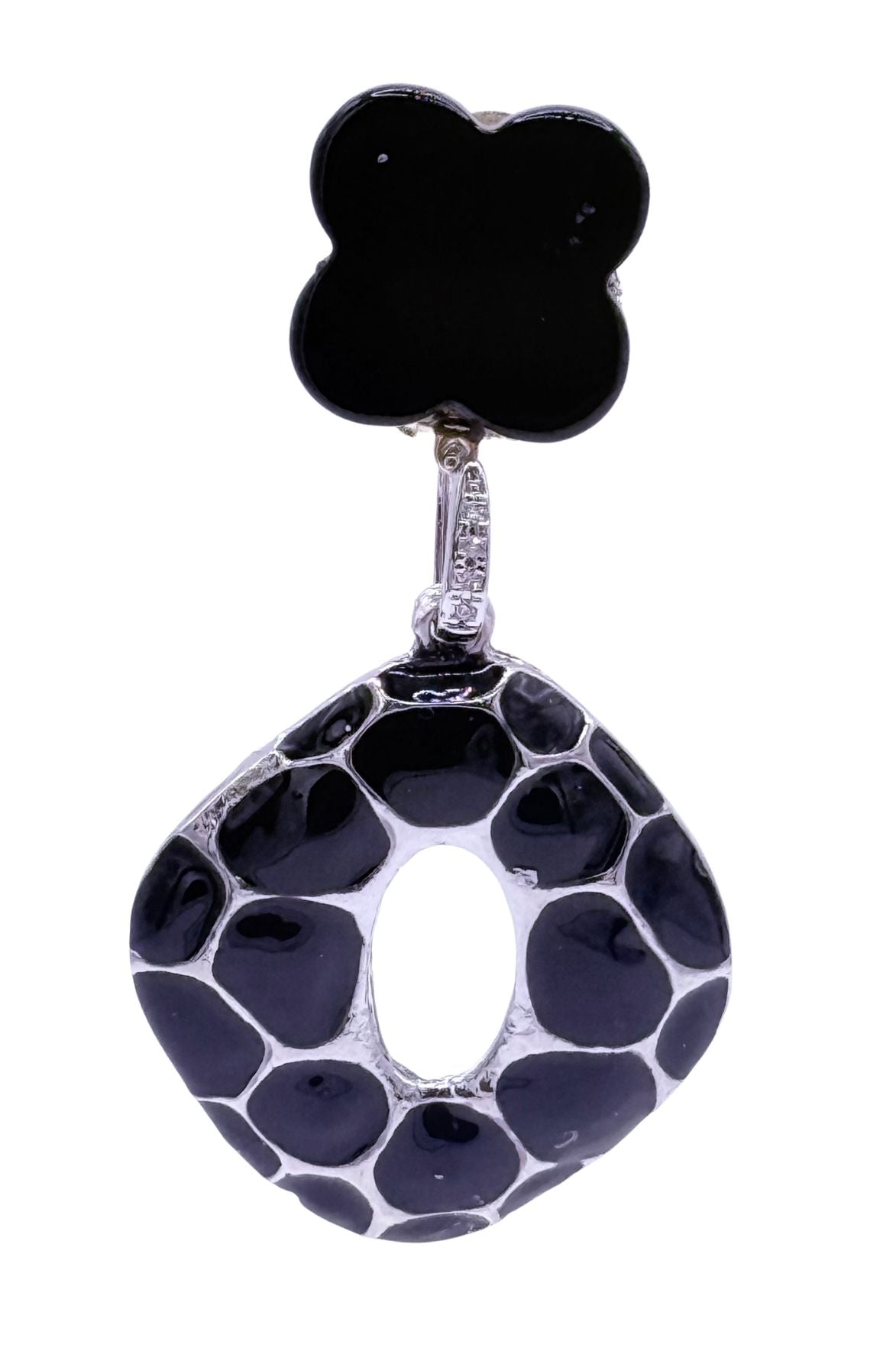 BOUCLES D'OREILLES CLIPS METAL ET ONYX NOIR