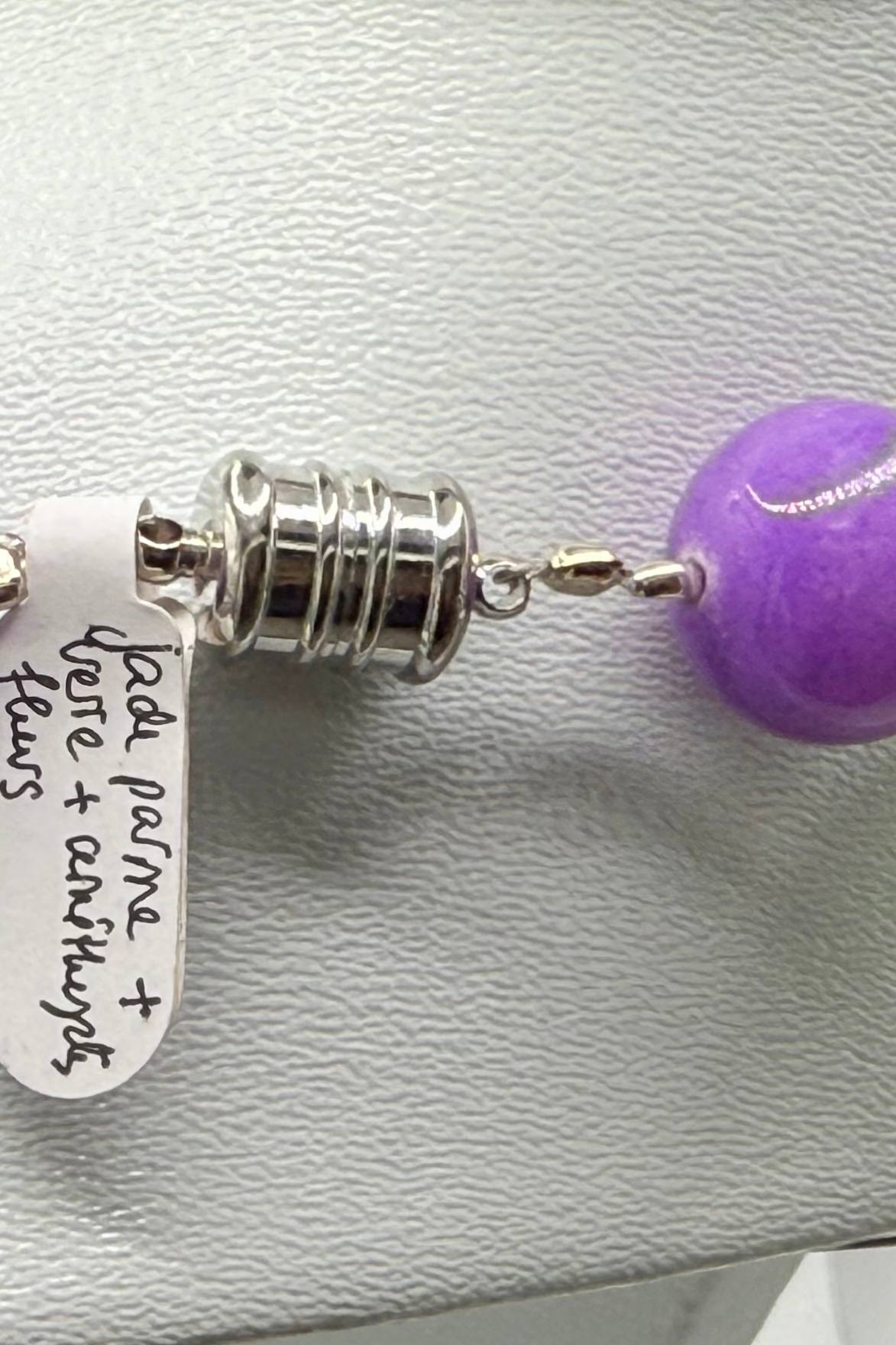 SAUTOIR JADE PARME,CRISTAL VERT et AMETHYSTES FLEUR MAUVE