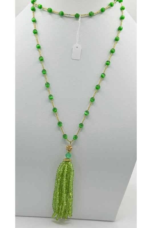 Sautoir long avec pompon en péridot